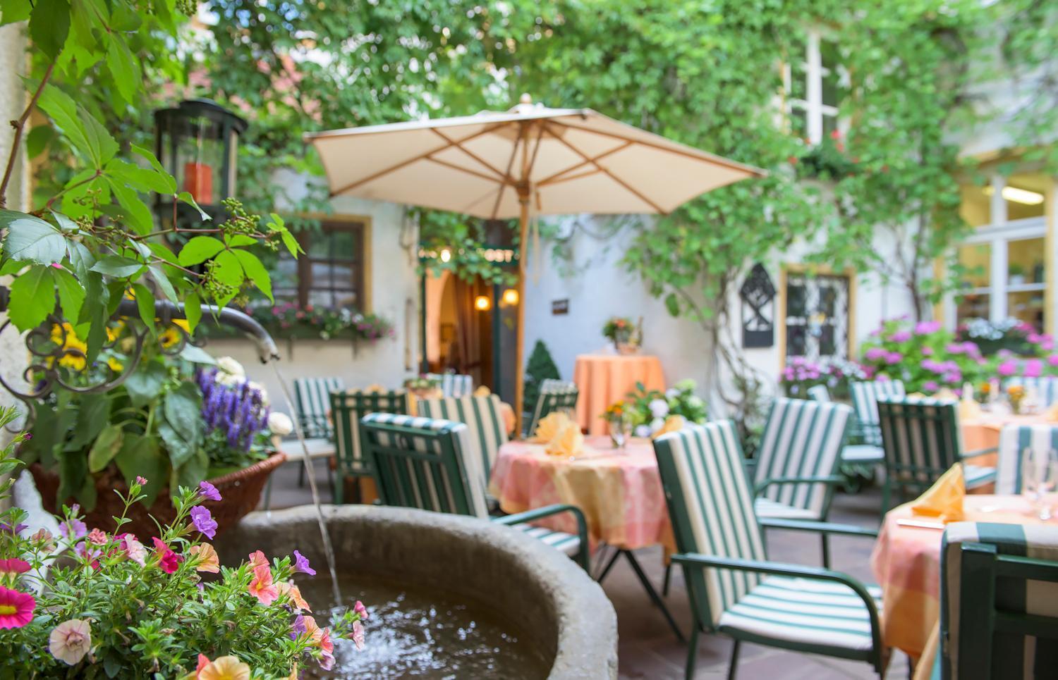 Romantik Hotel Zur Post Fuerstenfeldbruck Extérieur photo