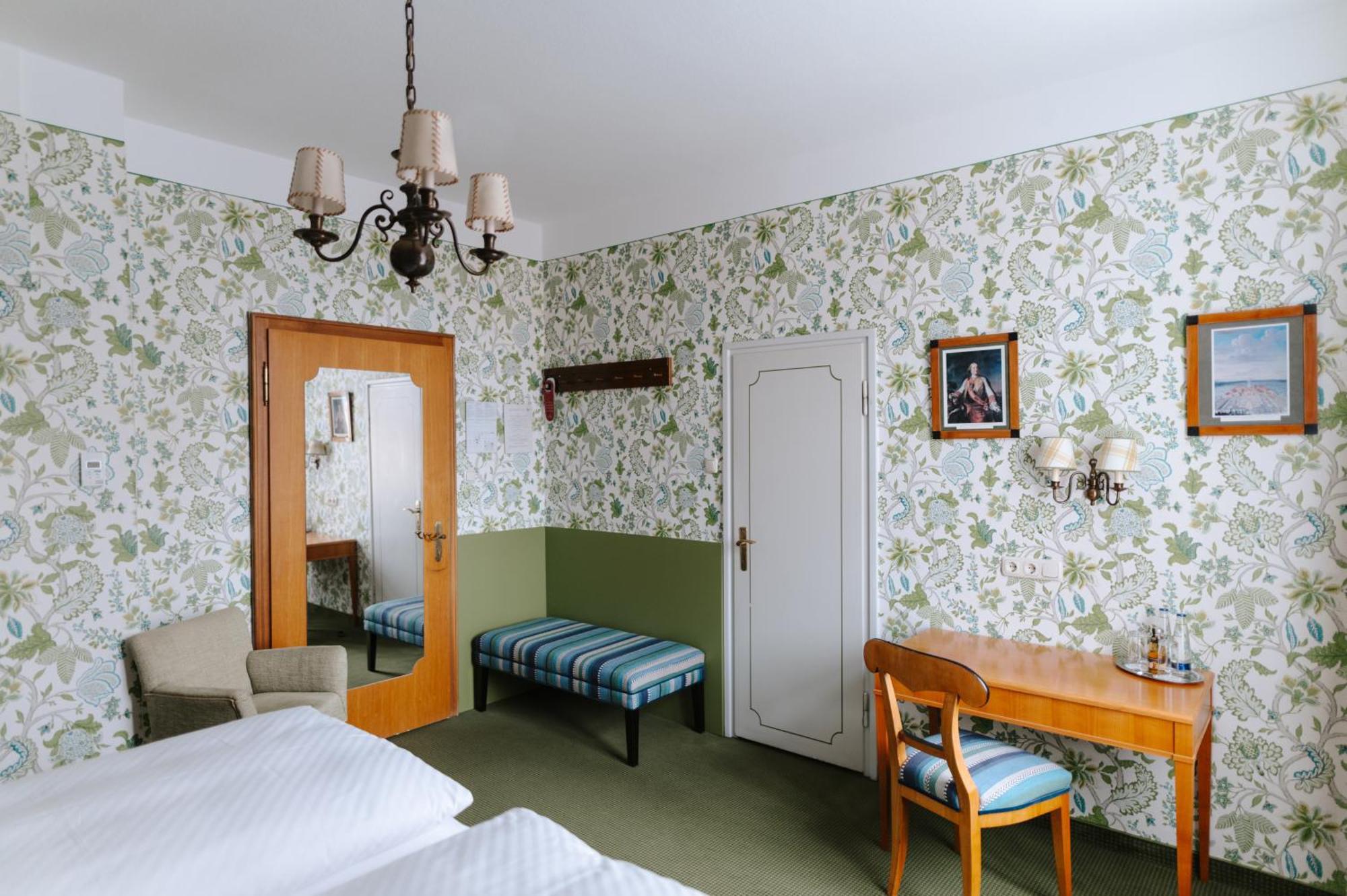 Romantik Hotel Zur Post Fuerstenfeldbruck Extérieur photo
