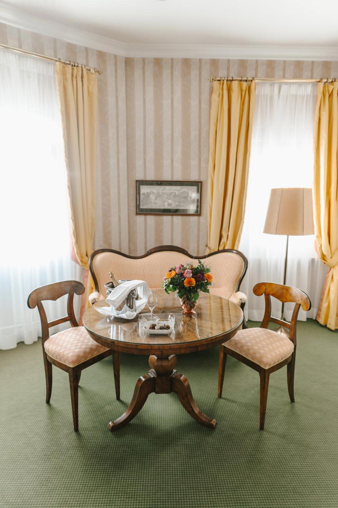 Romantik Hotel Zur Post Fuerstenfeldbruck Extérieur photo